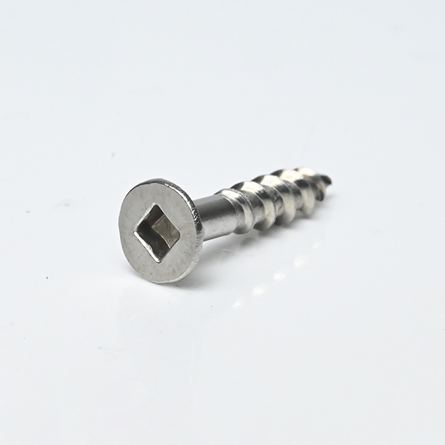 SUS304 Flat Head Square with 4 Ribs Chipboard Screw ST4.5-9*31