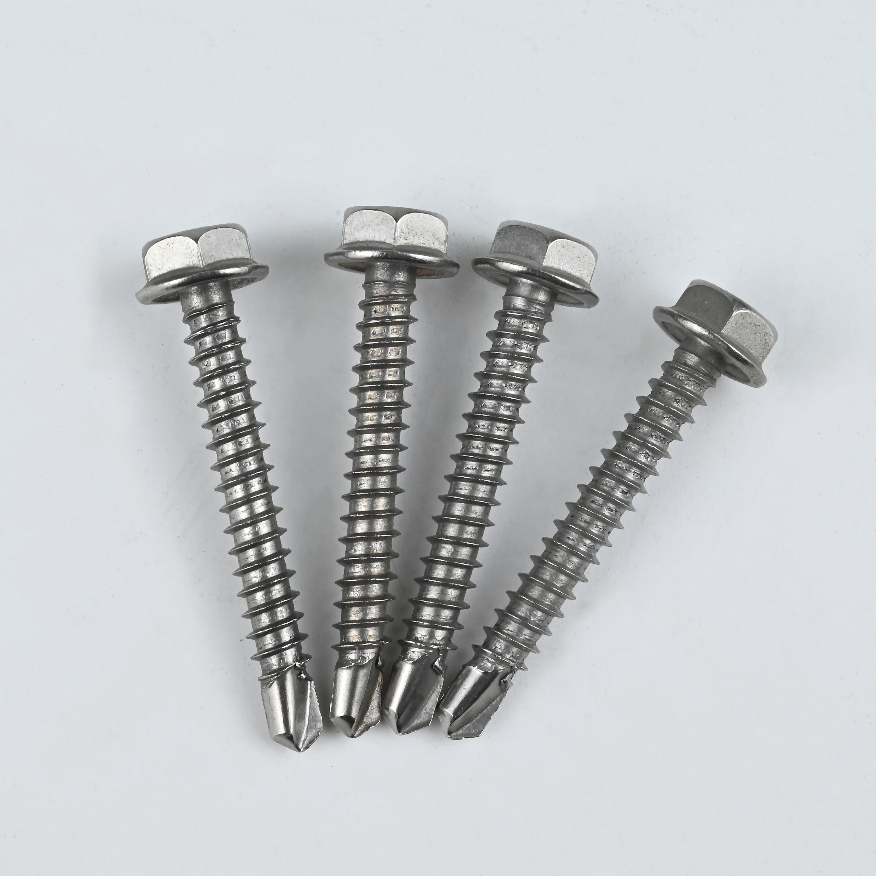 Stainless Steel 410 DIN7504K Hex Flange Head Self Drilling Tapping Screw ST4.8-16*35